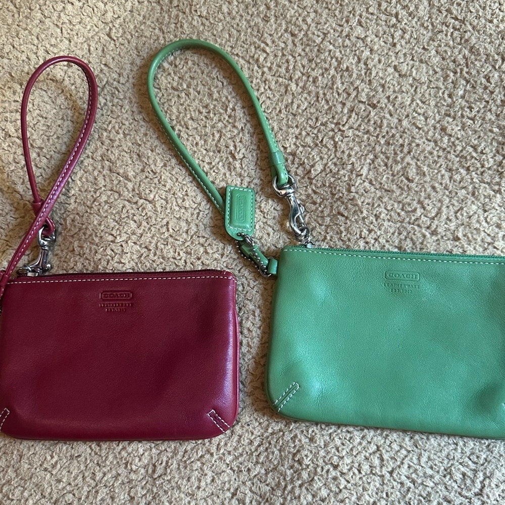 Coach Women's Wristlet Set - Green and Red